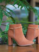 Bota Cano Baixo Salto Camurça ME542