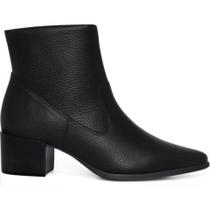 Bota cano curto confortaria couro