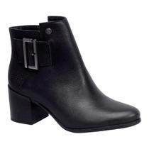 Bota cano curto feminina couro preto