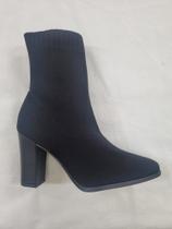 Bota cano curto feminino