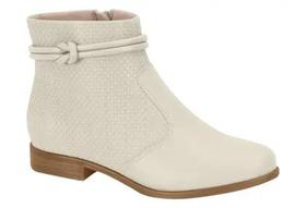 bota cano curto moleca branco off
