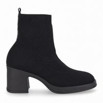 Bota Cano Curto Salto Medio Piccadiily 668001 Feminina - Preto Bota Cano Curto Salto Medio Piccadiily 668001 Feminina - Preto