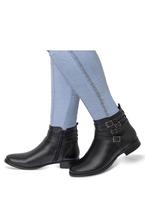 Bota Cano Curto Ziper Lateral Em Couro Preto