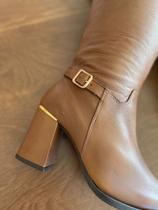 Bota Cano Longo Cacau Couros