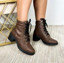 Bota cano médio marrom Bota cano médio marrom