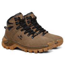 Bota Casual Masculina em Couro Cano Baixo Esportiva Solado De Borracha