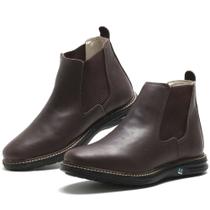 Bota Chelsea Masculina Em Couro Bico Quadrado Fechamento Elástico Bota Chelsea Masculina Em Couro Bico Quadrado Fechamento Elástico