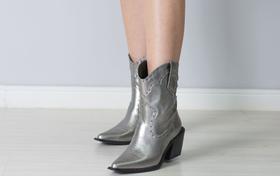 Bota cinza de couro Bota cinza de couro