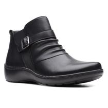 Bota Clarks Cora com Salto de 4,5 cm e Solado Sintético
