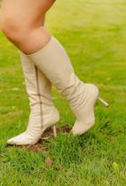 Bota Clássica Croco Off White