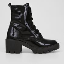 Bota Coturno Cano Curto Look Fashion Verniz Tratorada Feminina Bota Coturno Cano Curto Look Fashion Verniz Tratorada Feminina