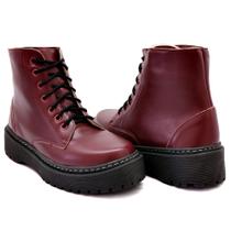Bota Coturno Feminino Moderna com Cadarço Sola Tratorada Bordo Bota Coturno Feminino Moderna com Cadarço Sola Tratorada Bordo