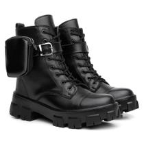Bota Coturno Feminino Tratorada Estilo Militar Com Bag Bolsinha Lateral Removível Blogueira Bota Coturno Feminino Tratorada Estilo Militar Com Bag Bolsinha Lateral Removível Blogueira