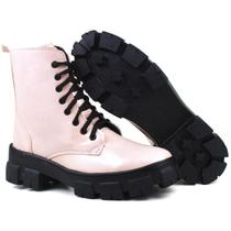 Bota Coturno Feminino tratorado Plataforma Blogueira Verniz Bota Coturno Feminino tratorado Plataforma Blogueira Verniz