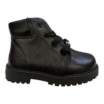 Bota Coturno Infantil Menina Molekinha Conforto Casual Tratorado Pulseira Pelúcia 2126.535 Preto Bota Coturno Infantil Menina Molekinha Conforto Casual Tratorado Pulseira Pelúcia 2126.535 Preto