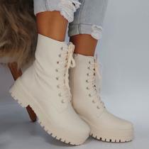 Bota coturno preto Bota coturno preto