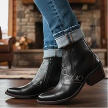 Bota Country Feminina Couro Legítimo Com Zíper Estilo Vaquejada Rodeio Montaria Modelo 3536 Bota Country Feminina Couro Legítimo Com Zíper Estilo Vaquejada Rodeio Montaria Modelo 3536