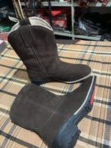 Bota couro abufalado liso Bota couro abufalado liso