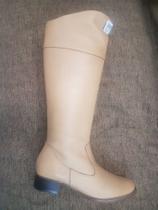 Bota couro montaria bege fivela 37 Bota couro montaria bege fivela 37