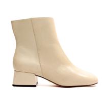 Bota Couro Off White Cano Curto Cecconello 2390004-1