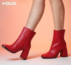 Bota de Cano Médio com Elegância Ardente Bota de Cano Médio com Elegância Ardente