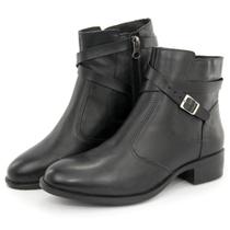 Bota em Couro Arietto Cano Curto Preta