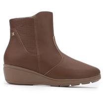 Bota Feminina Anabela Brown Softli 10041.10234 Bota Feminina Anabela Brown Softli 10041.10234