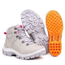 Bota Feminina Arizona Com C.A 48.067 Master Boots em Couro Cinza Bota Feminina Arizona Com C.A 48.067 Master Boots em Couro Cinza