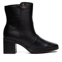 Bota Feminina Bebecê Couro Com Pin de Metal Preto Bota Feminina Bebecê Couro Com Pin de Metal Preto