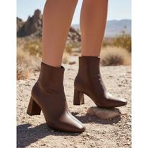 Bota Feminina Beira Rio Casual Cano Medio Salto 9092.100