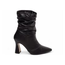 Bota Feminina Bico Fino Cano Médio Preto 43-001A