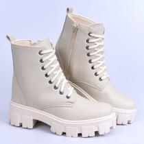 Bota Feminina Cano Baixo Moda Tratorada Plataforma Couro Bota Feminina Cano Baixo Moda Tratorada Plataforma Couro