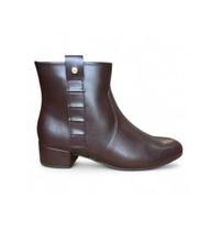 Bota Feminina Cano Curto Café Comfortflex 2597302-1 - Estilo e Conforto para o Dia a Dia