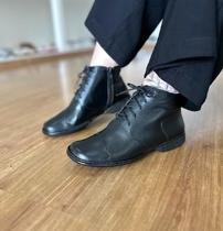 Bota Feminina Cano Curto Couro Legítimo Zíper Lateral Confortável Casual Zambeze GE0004 Bota Feminina Cano Curto Couro Legítimo Zíper Lateral Confortável Casual Zambeze GE0004