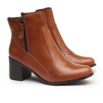 Bota Feminina Cano Curto Em Couro Natural Unisola Salto Bloco Caramelo