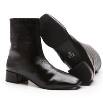 BOTA FEMININA CANO CURTO EM VERNIZ MOLHADO 159032-PRETO Tamanho:39Cor:Preto BOTA FEMININA CANO CURTO EM VERNIZ MOLHADO 159032-PRETO Tamanho:39Cor:Preto