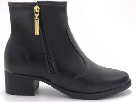 Bota Feminina Cano Curto Moleca 5346.107 Bota Feminina Cano Curto Moleca 5346.107