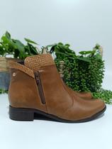 Bota Feminina Cano Curto Salto Baixo Couro Botinha Confort Bico Quadrado Plataforma Blogueira