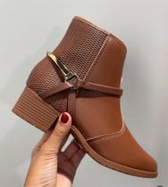 Bota Feminina Cano Curto Salto Bloco Moleca 5346.106