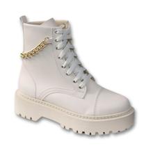 Bota Feminina Cano Curto Salto Tratorado Sarah Calçados 4070 Bota Feminina Cano Curto Salto Tratorado Sarah Calçados 4070