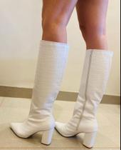 Bota Feminina Cano Longo Salto Alto Bloco Grosso Bota Feminina Cano Longo Salto Alto Bloco Grosso
