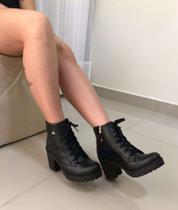Bota Feminina Cano médio salto alto preta moda
