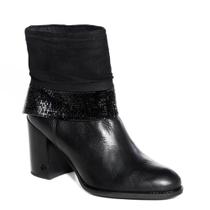 Bota Feminina Capodarte em Couro Preto Bota Feminina Capodarte em Couro Preto