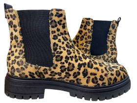 Bota Feminina Chelsea Onça Animal Print Solado Tratorado