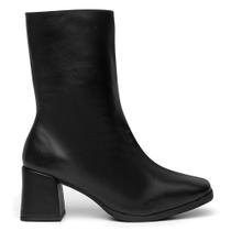 Bota Feminina Couro Cano Médio Salto Grosso Bico Quadrado Bota Feminina Couro Cano Médio Salto Grosso Bico Quadrado
