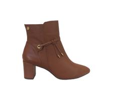 Bota Feminina Couro Caramelo Cano Curto Salto Grosso Confort