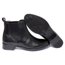 Bota Feminina Couro Clássica Linha Premium Cor Preto Bota Feminina Couro Clássica Linha Premium Cor Preto