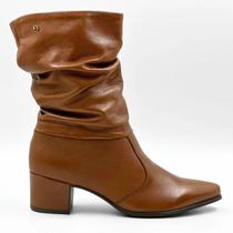 Bota Feminina Couro Slouch Conforto Pegada - Marrom Claro Bota Feminina Couro Slouch Conforto Pegada - Marrom Claro