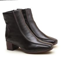 Bota Feminina Em Couro Bico Quadrado Luciana Café Salto Bloco 4.5cm