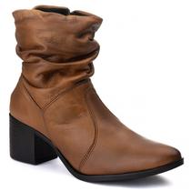 Bota Feminina em Couro: Conforto Absoluto e Estilo